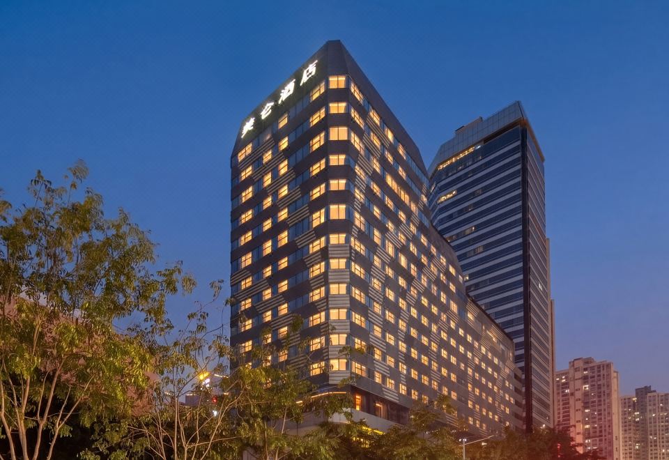 Shenzhen Luohu Dongmen Mixc Madison Hotel over view