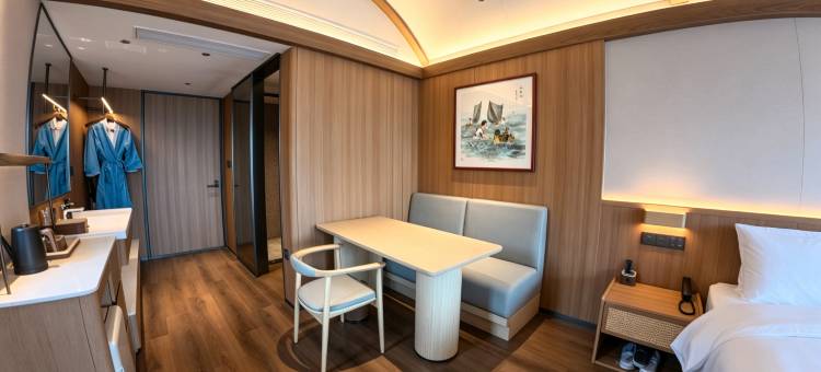 海龙湾老船宿(日照灯塔店)图片