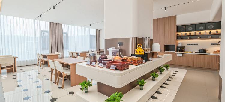 如家睿柏·云酒店(甘孜迎宾路教育局店)图片