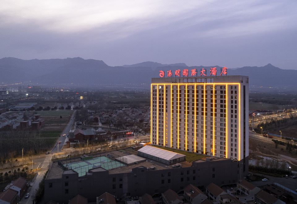 林州阳明国际大酒店外景图