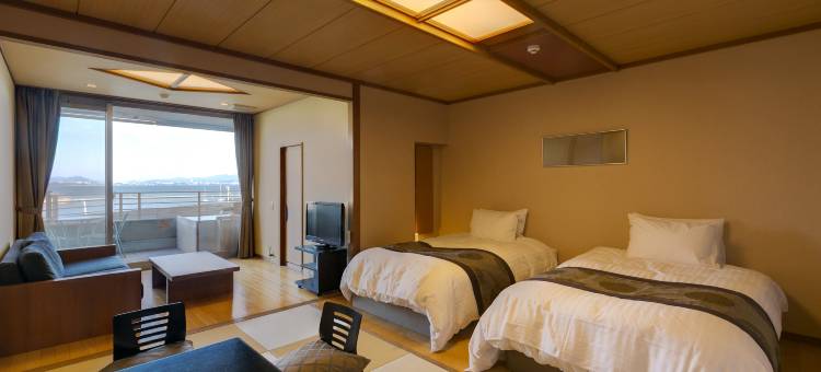 雄琴温泉 琵琶湖绿水亭温泉酒店(Biwako Ryokusuitei)图片