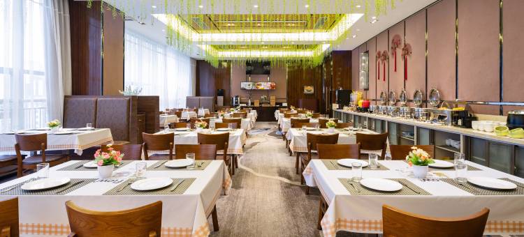 金庆盛大酒店(南宁青秀万达金湖广场地铁站店)图片