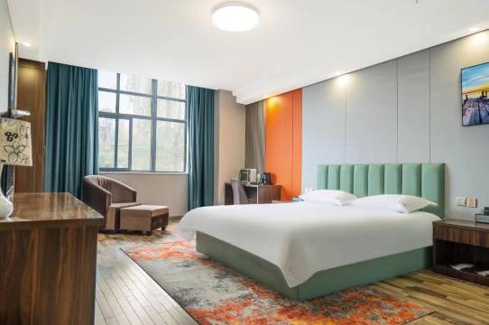 湖州季朵城市酒店(东吴银泰城店)