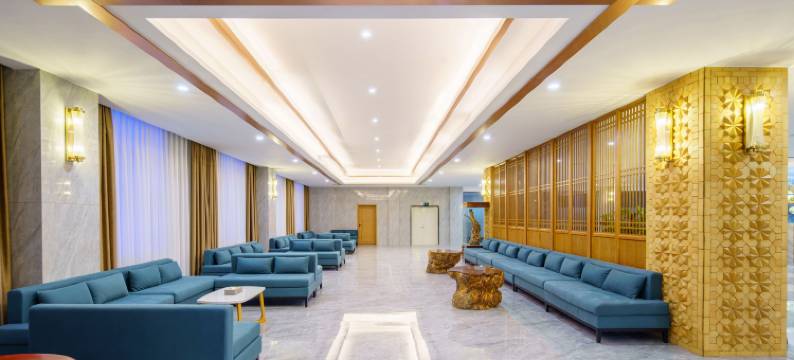 巴音布鲁克云尚尊酒店图片