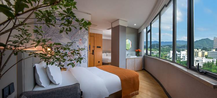 兰兹酒店(长沙五一广场桂花公园地铁站店)图片