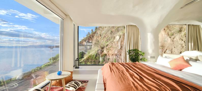 大理·晴蓝丨洞穴温汤Erhai villa全海景度假民宿(大理洱海店)图片