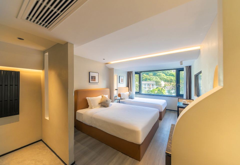 Putuoshan Ruiqi Yinji Mountain HouseHotel Overview