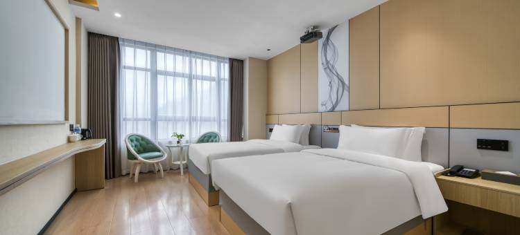 欧尚智能酒店(临安汽车东站店)图片