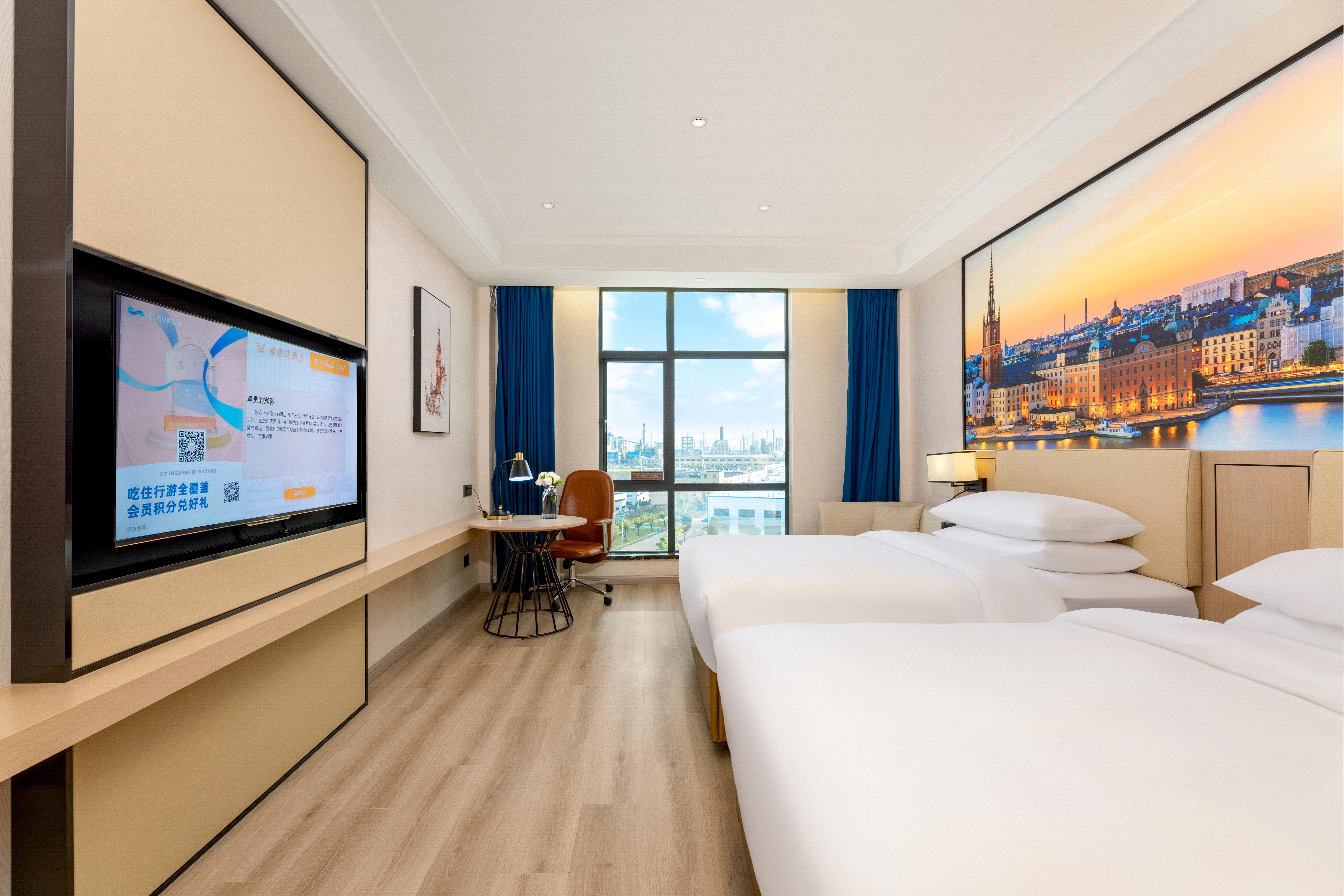 Vienna Hotel (Jiujiang Binjiang East Rd Shihua Zongchang)Over view