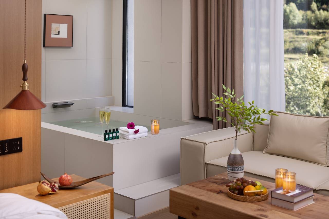 暮山映雪·私汤度假别院(四姑娘山双桥沟景区店)图片