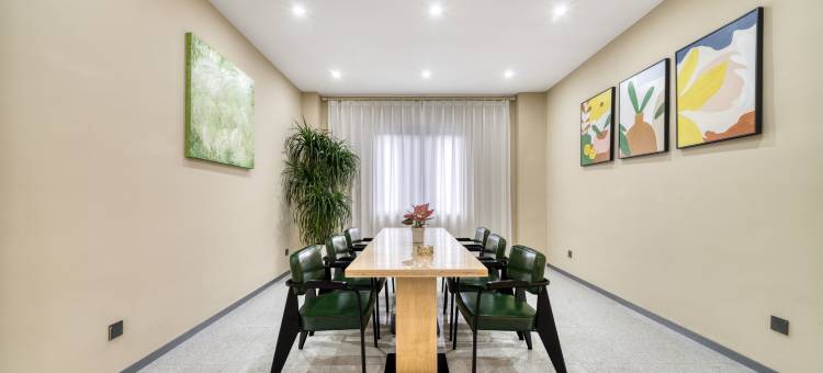 艺龙酒店(衢州高铁站国金中心店)图片