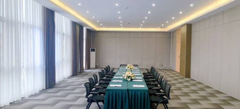 蒙自莫及艺术画展酒店图片