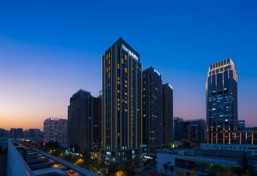 西安高新六路万象汇逸扉酒店外景图