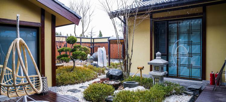 大连唐枫温泉别墅(大连金石滩金石万巷商业街店)图片