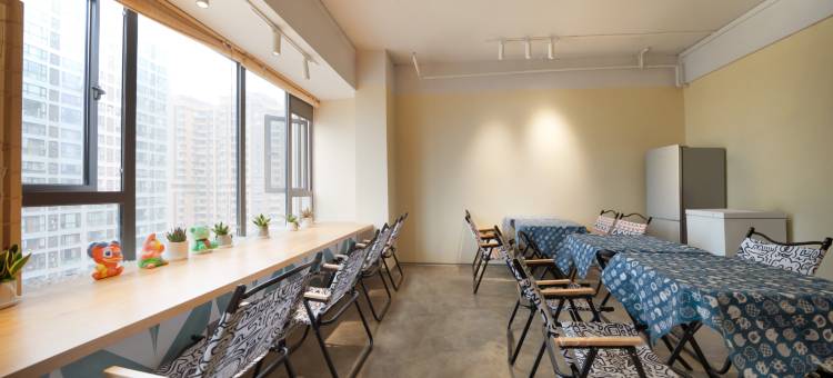 智住酒店(乐山高铁站世豪广场店)图片