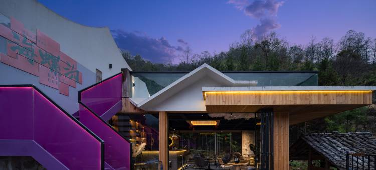 海螺沟鸾喜·隐山· Forest Mountain Lodge·雪山观景温泉度假酒店图片