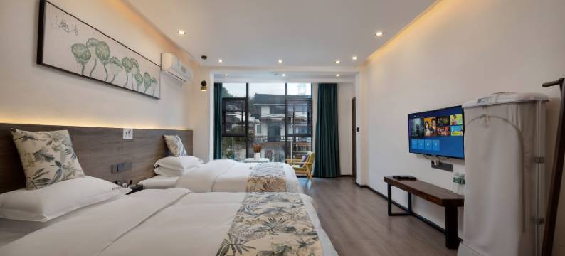 梵净山岚筑民宿(寨沙侗寨店)图片