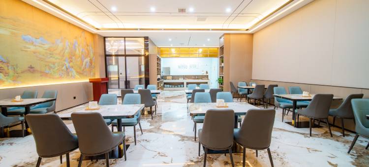 柏曼酒店(临沂兰陵县政府店)图片