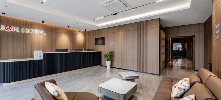 骏怡连锁酒店(呼钢南路地铁站店)图片