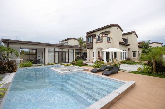 万宁见山·遇海泳池别墅