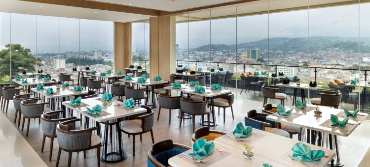 兰邦武吉兰都假日酒店(Holiday Inn Lampung Bukit Randu)图片