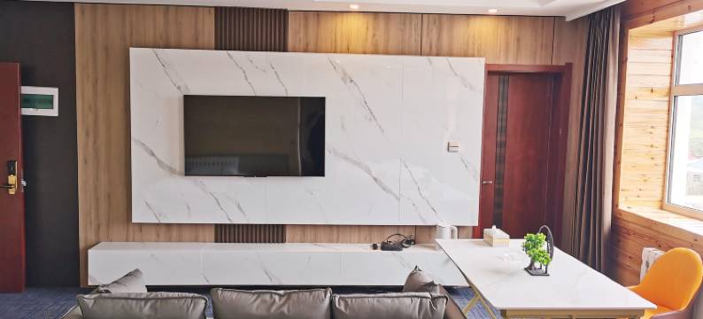室韦蓝湖酒店图片