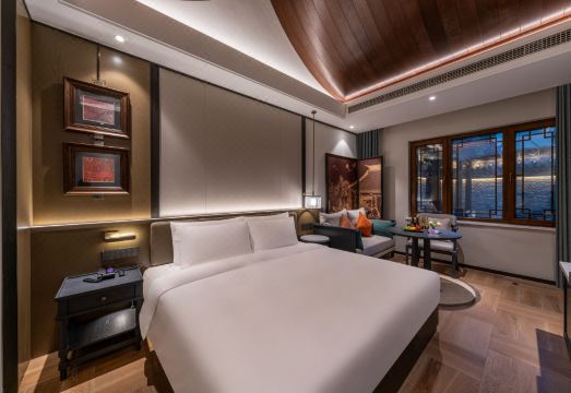 Manxin Hotel Qingdao Xinduxin Hotel Overview