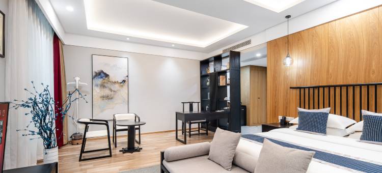 江阴龙砂琥珀酒店(中山公园地铁站店)图片