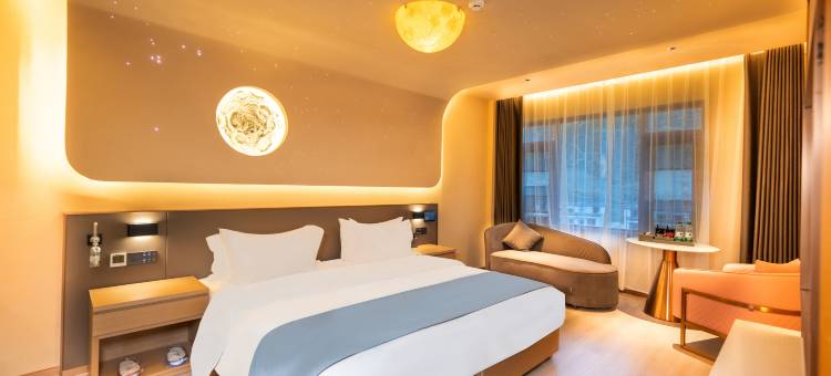 左贡汇鼎国际大酒店(左贡业拉山垭口店)图片