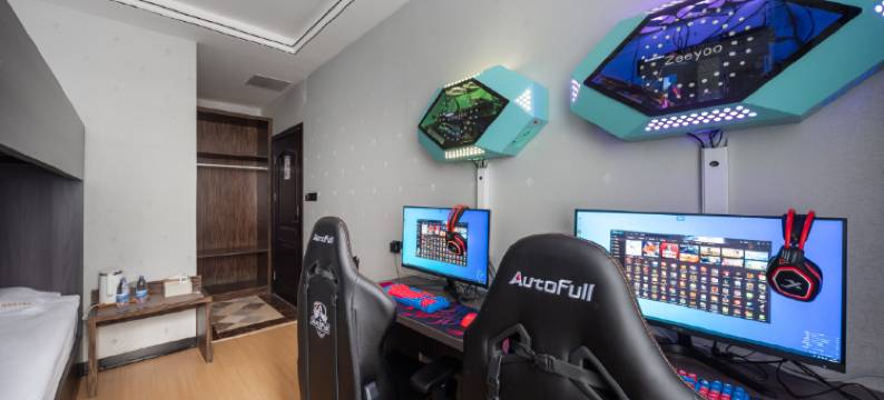 竞派电竞民宿(南京南站河定桥地铁站店)图片