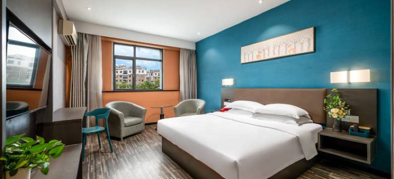 金泰商务酒店(武汉江夏大学城湖北经济学院店)图片