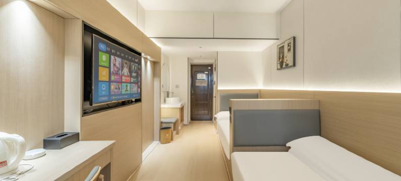 逗号酒店(经开万达广场高铁站店)图片