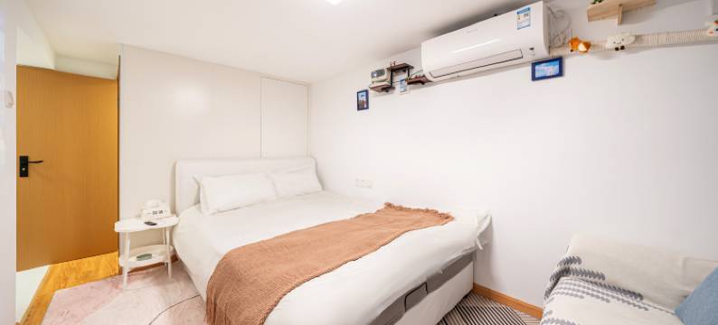 Andy家居家民宿(南京西路店)图片