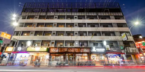 台中逢甲鵲絲旅店