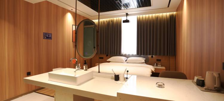 MOMO主题酒店图片