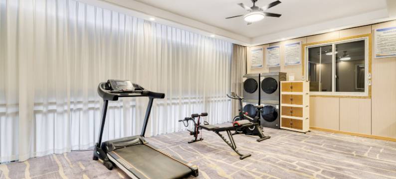 尊腾轻奢电影酒店(杭州闲林店)图片