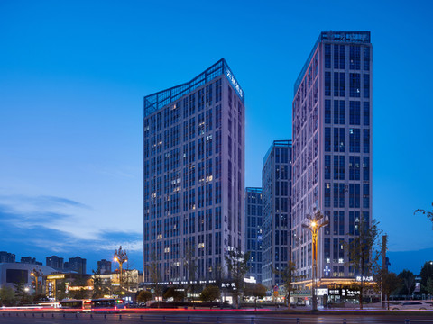 云栖·云端高空观景酒店(内江高铁北站店)