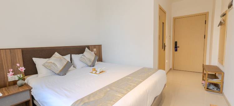 蓝乔酒店大连北站店图片