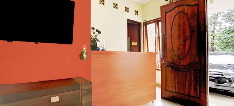 O 76 佳云萨里酒店(Hotel O 76 Gayungsari)图片