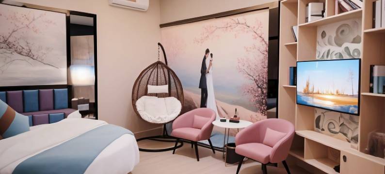 乐嘉精品主题酒店(中山灯都古镇轻轨站店)图片