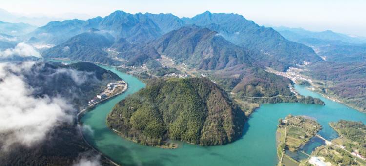 少间·笙笙慢民宿(石台秋浦河景区店)图片