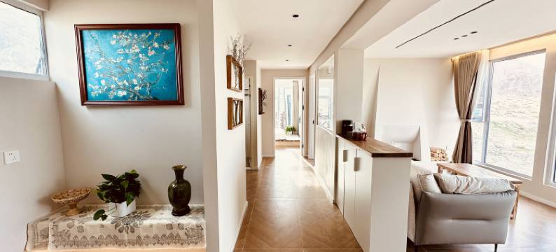 喀拉库勒湖不周山营地图片