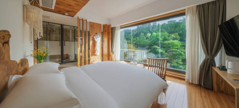 岩语间艺术民宿(张家界国家森林公园店)图片