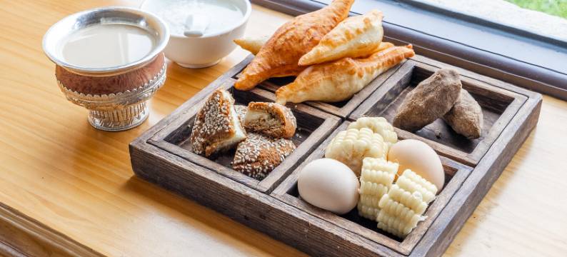 香格里拉·驰桑鼎珠｜CinemaBath设计师藏式民宿(香格里拉机场店)图片