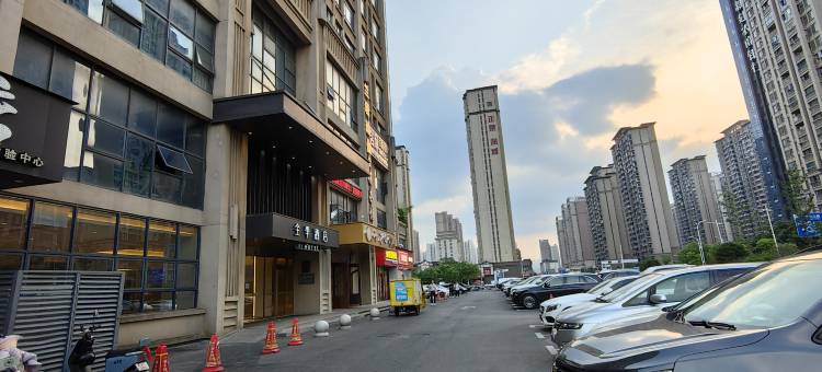 舒琳智能酒店(新建新城吾悦广场店)图片