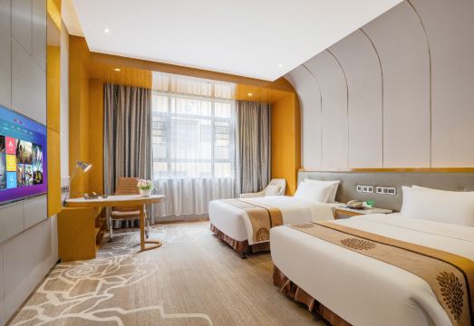 Man Guo International Hotel (Panyu Chimelong Nancun Wanbo Subway Station) Hotel Overview