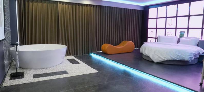 黎明电竞酒店(漯河职业技术学院医专店)图片