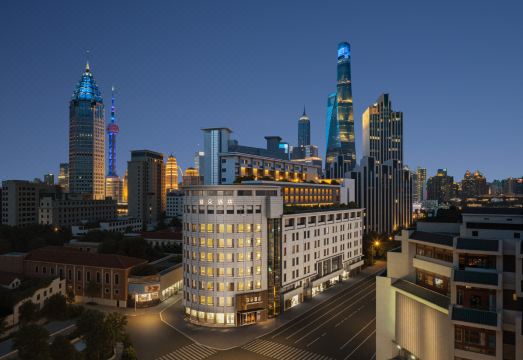 上海外滩豫园地铁站亚朵酒店外景图