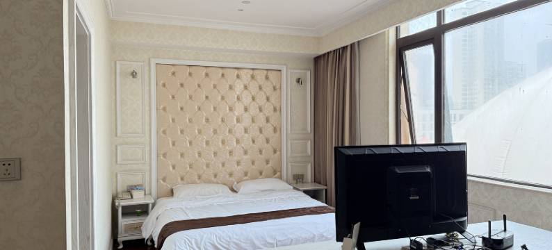 泊瑞大酒店(西安唐都医院纺织城地铁站店)图片