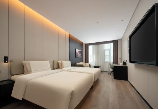 Atour Hotel Shenzhen Pingshan High speed Railway Station Hotel Overview